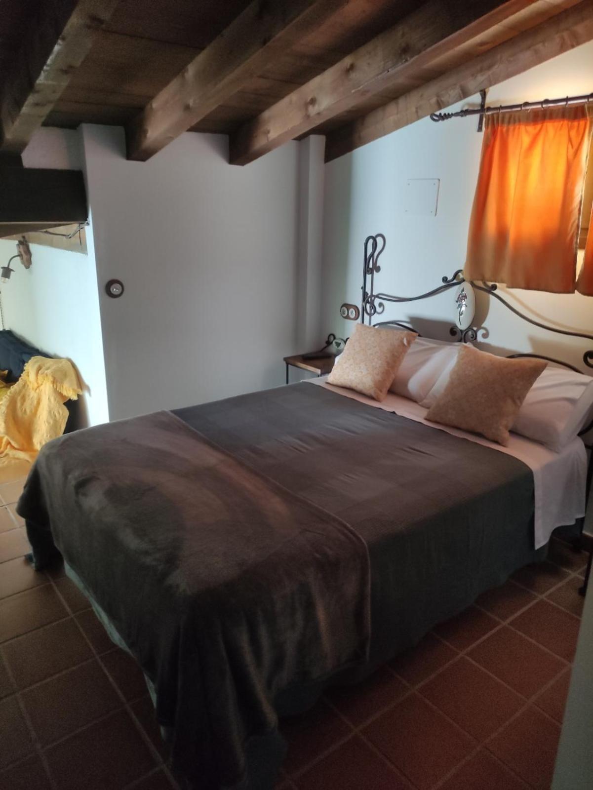 Appartamento La Casa De La Abuela Amalia Arenas de San Pedro Esterno foto